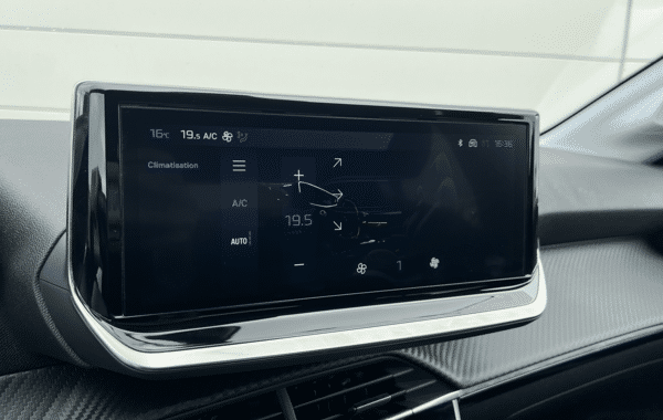 peugeot-208-1-2-hybrid-110ch-allure-e-dcs6 - 165744686