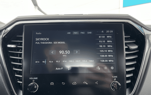 isuzu-d-max-2-2-ddi-164ch-nitro-sport-space-a-t - 165784686