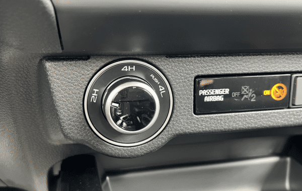 isuzu-d-max-2-2-ddi-164ch-nitro-sport-space-a-t - 165784686
