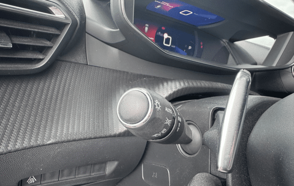 peugeot-2008-1-5-bluehdi-130ch-s-s-gt-eat8 - 165844686