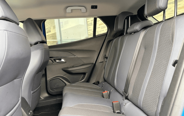 peugeot-2008-1-2-puretech-100ch-s-s-allure - 166464686