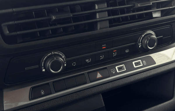 citroen-jumpy-fg-xl-2-2-diesel-180ch-cabine-approfondie-fixe-automatique - 166664686