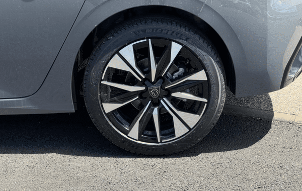 peugeot-308-1-5-bluehdi-130ch-s-s-allure-eat8 - 166814686