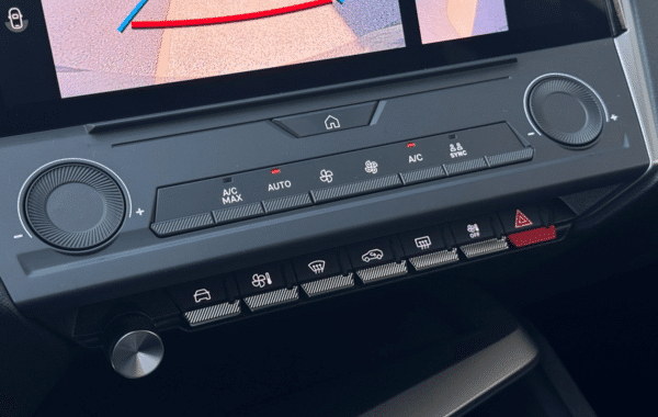 peugeot-308-1-5-bluehdi-130ch-s-s-allure-eat8 - 166814686