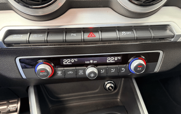 audi-q2-35-tdi-150ch-s-line-s-tronic-7 - 167094686