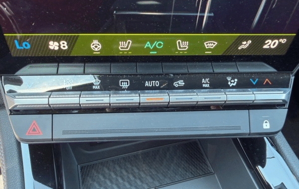 renault-austral-1-2-e-tech-full-hybrid-200ch-esprit-alpine-26 - 167214686