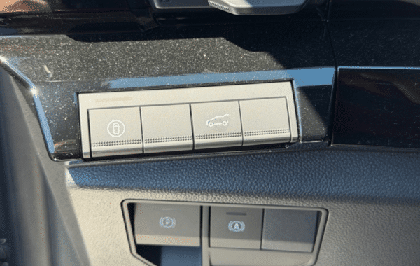 renault-austral-1-2-e-tech-full-hybrid-200ch-esprit-alpine-26 - 167214686