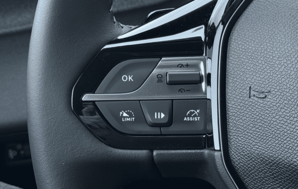 peugeot-308-1-5-bluehdi-130ch-s-s-allure-eat8 - 167694686