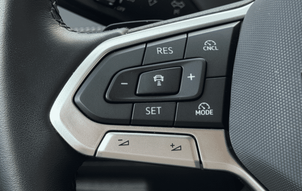 volkswagen-tiguan-2-0-tdi-150ch-life-plus-dsg7 - 167714686