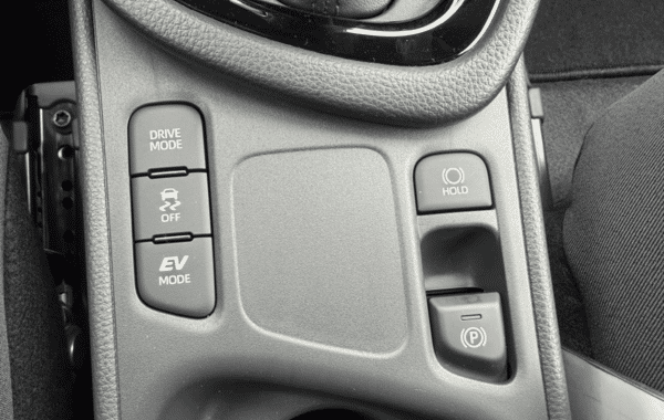 toyota-yaris-116h-design-5p-my25 - 167814686