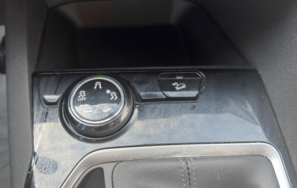 peugeot-5008-1-5-bluehdi-130ch-e6-c-allure-business-s-s - 167904686