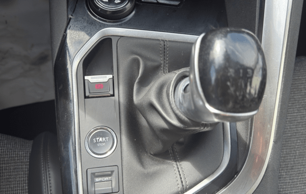 peugeot-5008-1-5-bluehdi-130ch-e6-c-allure-business-s-s - 167904686