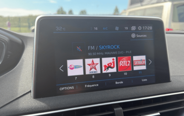 peugeot-5008-1-5-bluehdi-130ch-e6-c-allure-business-s-s - 167904686