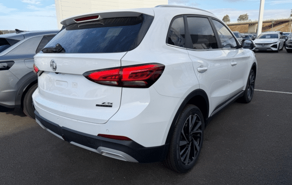 mg-motor-zs-1-5-hybrid-197ch-luxury - 168374686