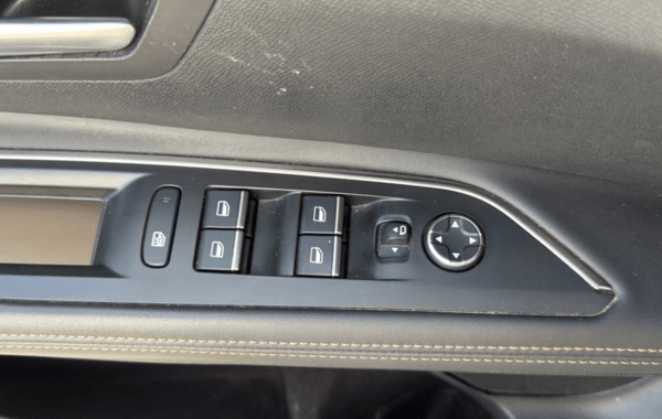 peugeot-5008-1-5-bluehdi-130ch-s-s-gt-eat8 - 169824686