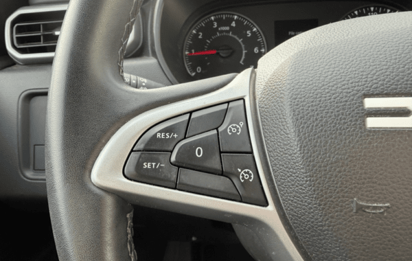 dacia-duster-1-3-tce-150ch-fap-journey-4x2-edc - 169834686