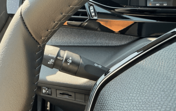peugeot-308-sw-1-5-bluehdi-130ch-s-s-allure-eat8 - 169894686