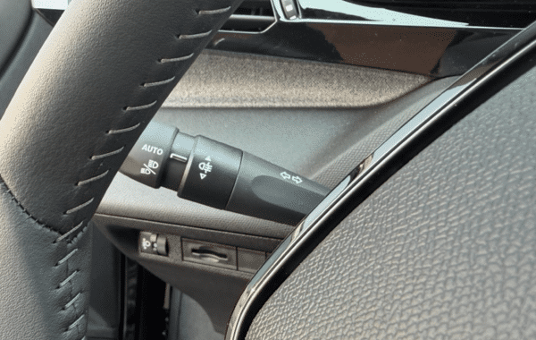 peugeot-308-sw-1-5-bluehdi-130ch-s-s-allure-eat8 - 169914686