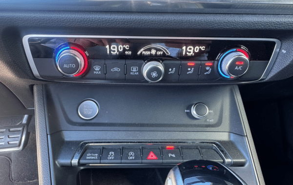 audi-q3-2-0-tdi-150ch-s-line-s-tronic-7 - 170124686