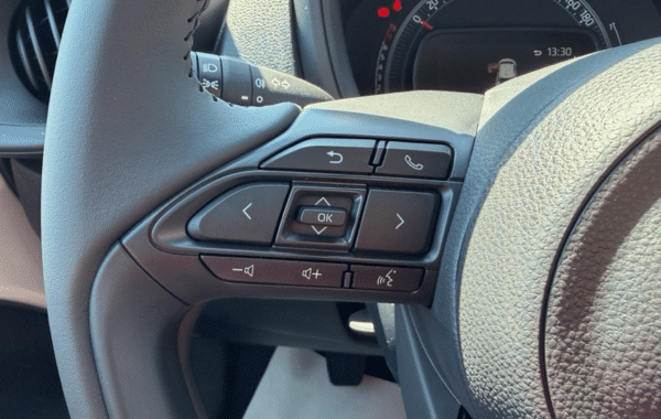toyota-aygo-x-1-0-vvt-i-72ch-dynamic-my24 - 170344686