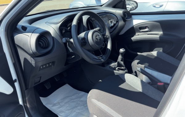 toyota-aygo-x-1-0-vvt-i-72ch-dynamic-my24 - 170344686