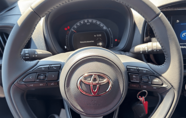 toyota-aygo-x-1-0-vvt-i-72ch-dynamic-my24 - 170344686