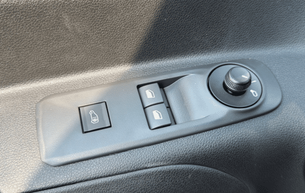 peugeot-partner-xl-diesel-130ch-automatique - 170404686