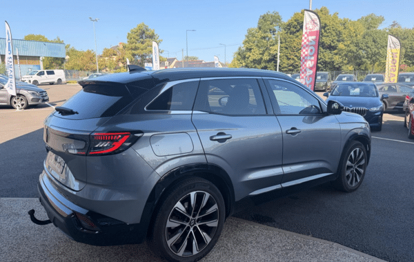 renault-austral-1-3-tce-mild-hybrid-160ch-techno-auto-24 - 170464686