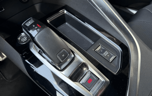 peugeot-3008-1-5-bluehdi-130ch-s-s-gt-eat8 - 170664686