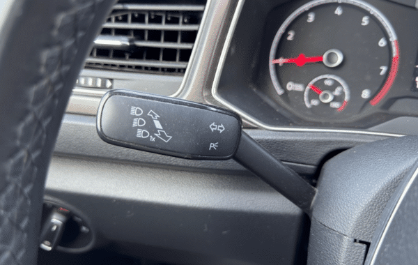 volkswagen-t-roc-1-0-tsi-115ch-lounge - 170734686