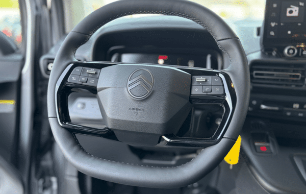 citroen-berlingo-m-1-5-bluehdi-130ch-s-s-max-bva8-5-places - 170744686