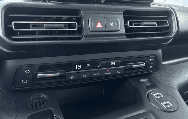 citroen-berlingo-m-1-5-bluehdi-130ch-s-s-max-bva8-5-places - 170744686