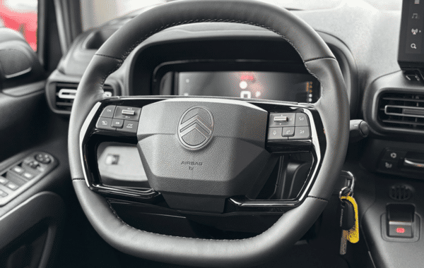citroen-berlingo-m-1-5-bluehdi-130ch-s-s-max-bva8-5-places - 170754686