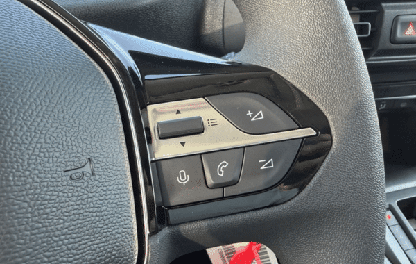 peugeot-partner-xl-diesel-130ch-automatique - 170944686