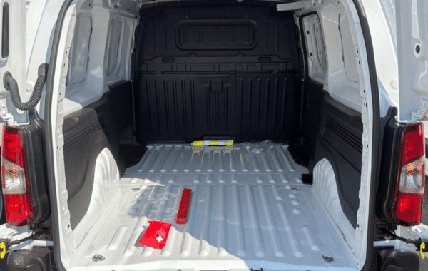 peugeot-partner-xl-diesel-130ch-automatique - 170944686