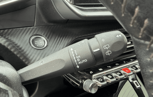 peugeot-2008-1-5-bluehdi-110ch-s-s-allure-business - 170974686