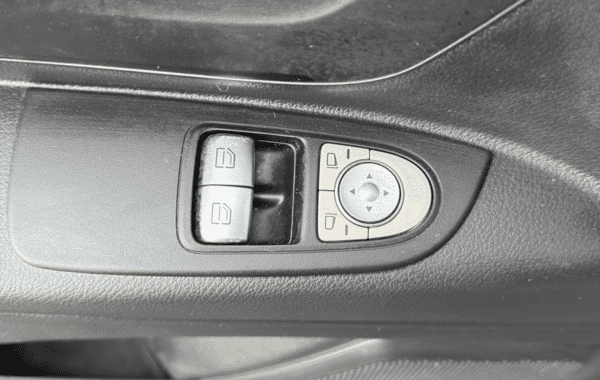 mercedes-vito-tourer-109-cdi-compact-select-traction - 171074686