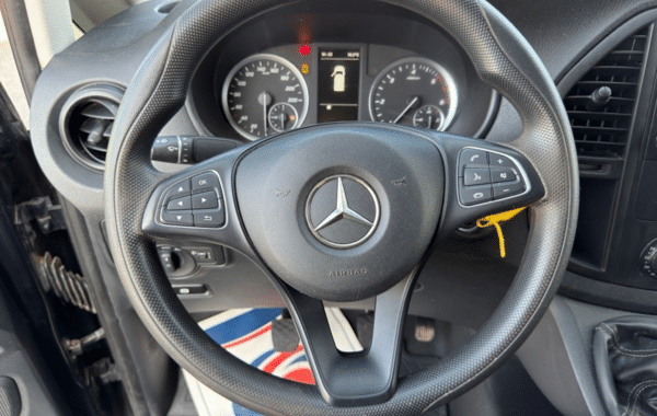 mercedes-vito-tourer-109-cdi-compact-select-traction - 171074686