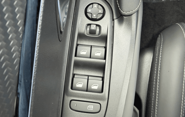 peugeot-2008-1-2-hybrid-145ch-gt-e-dcs6 - 171654686