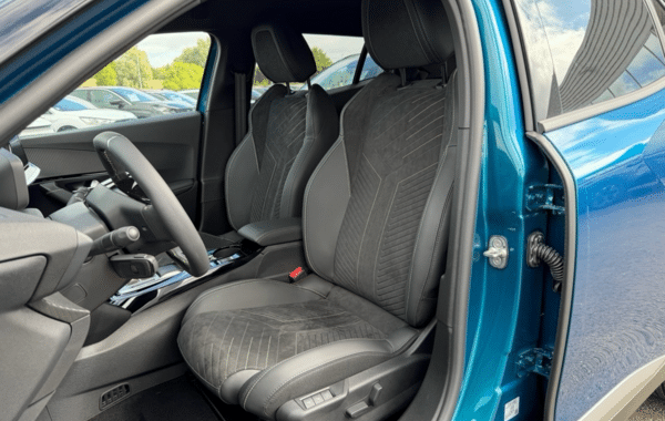 peugeot-2008-1-2-hybrid-145ch-gt-exclusive-e-dcs6 - 171724686