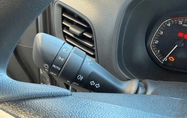 isuzu-d-max-2-2-ddi-164ch-b-strong-single-m-t - 171864686