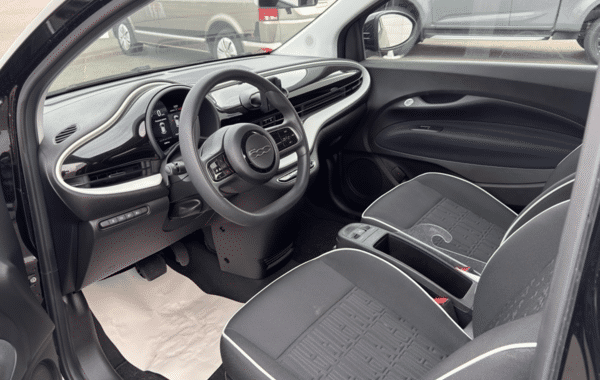 fiat-500-e-95ch-action - 172004686