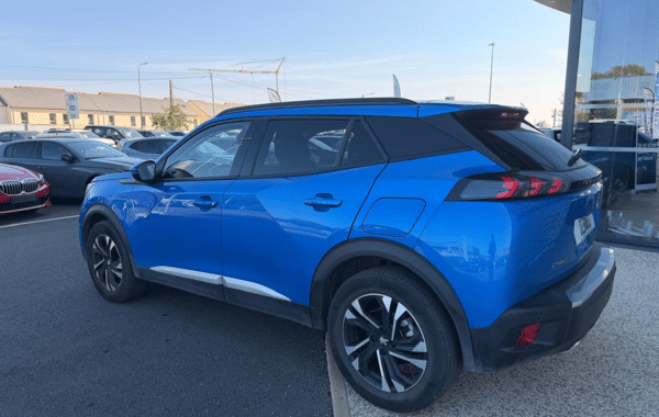 peugeot-2008-1-2-puretech-130ch-s-s-allure-eat8 - 172174686
