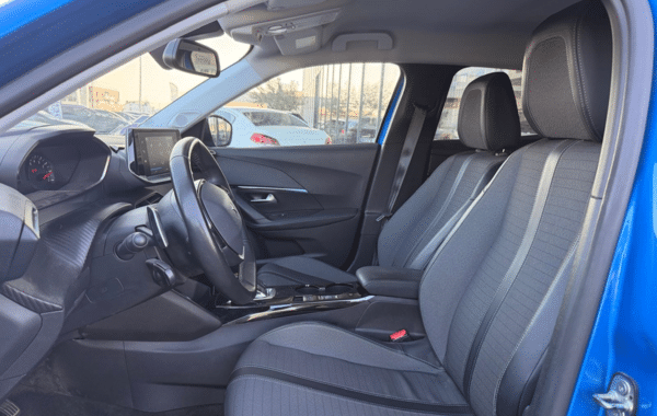 peugeot-2008-1-2-puretech-130ch-s-s-allure-eat8 - 172174686
