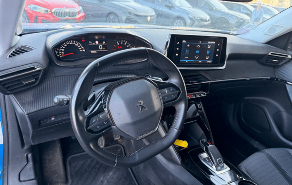peugeot-2008-1-2-puretech-130ch-s-s-allure-eat8 - 172174686