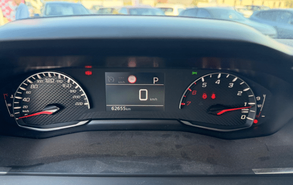 peugeot-2008-1-2-puretech-130ch-s-s-allure-eat8 - 172174686