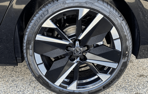peugeot-308-1-5-bluehdi-130ch-s-s-gt-eat8 - 172184686