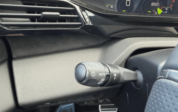 peugeot-308-1-5-bluehdi-130ch-s-s-gt-eat8 - 172194686