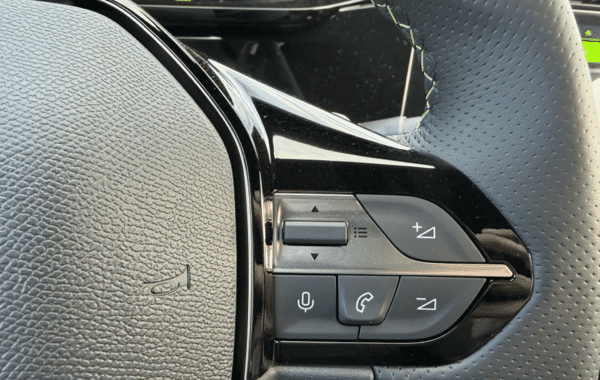 peugeot-308-1-5-bluehdi-130ch-s-s-gt-eat8 - 172194686