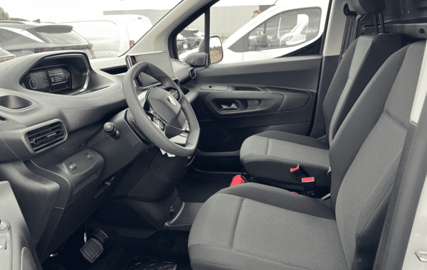 peugeot-partner-xl-diesel-130ch-automatique - 172454686